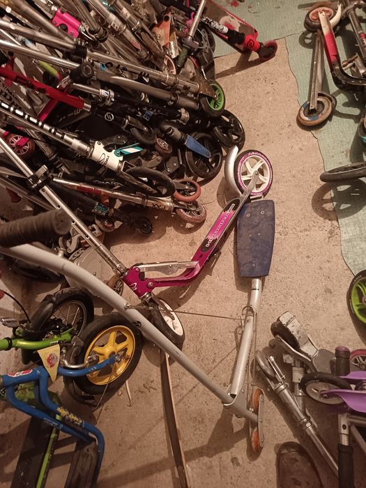 Vând trotinete toate categoriile preturi între 30-150 lei