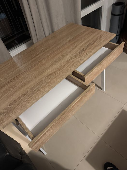 Ново бюро 110x55 см с чекмеджета