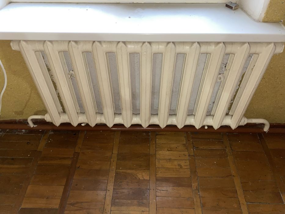 5 разных размеров чугунные батареи .