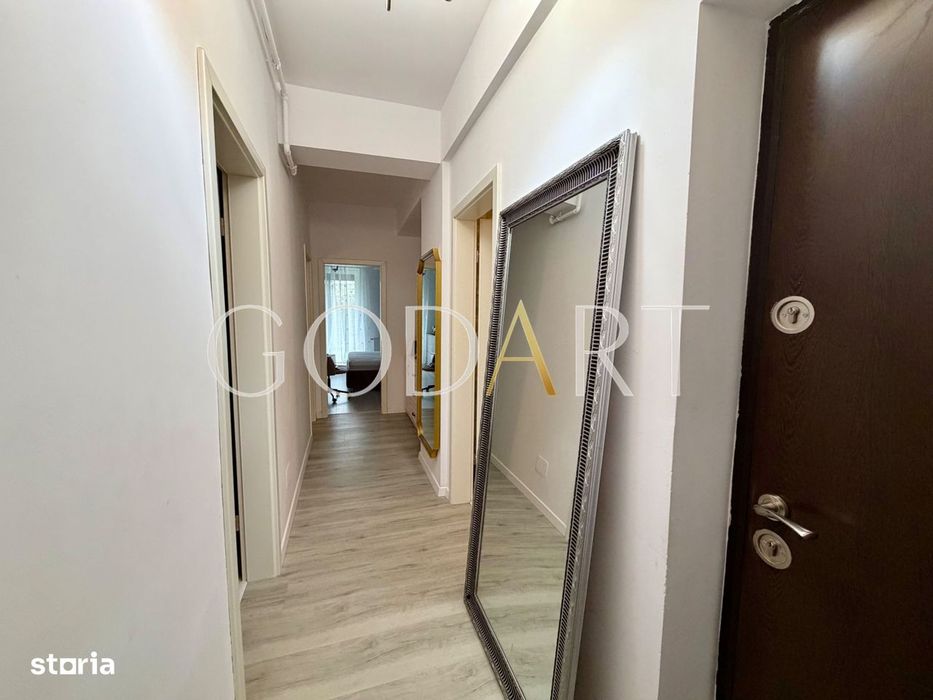 Apartament 3 camere | Curte | Mobilat Utilat LUX | Parcare