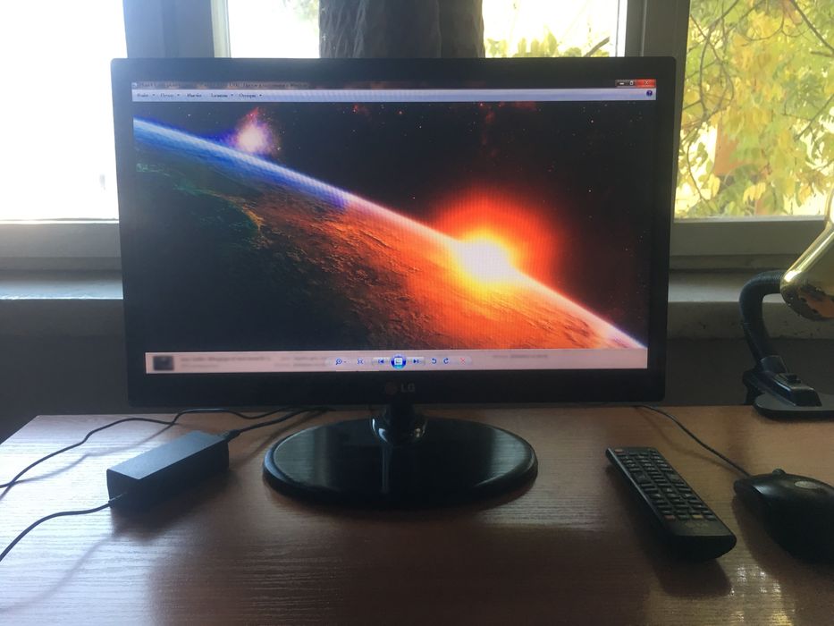 Монитор  ,,LG'' .
