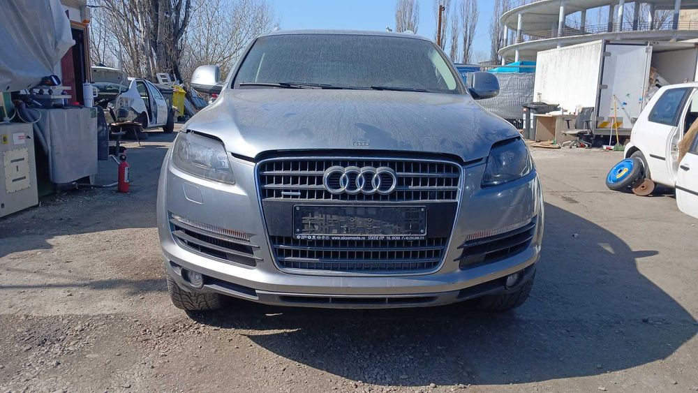 Dezmembrez Audi Q7 - 3.0 Diesel DIN 2007 - Euro 4 - BUG