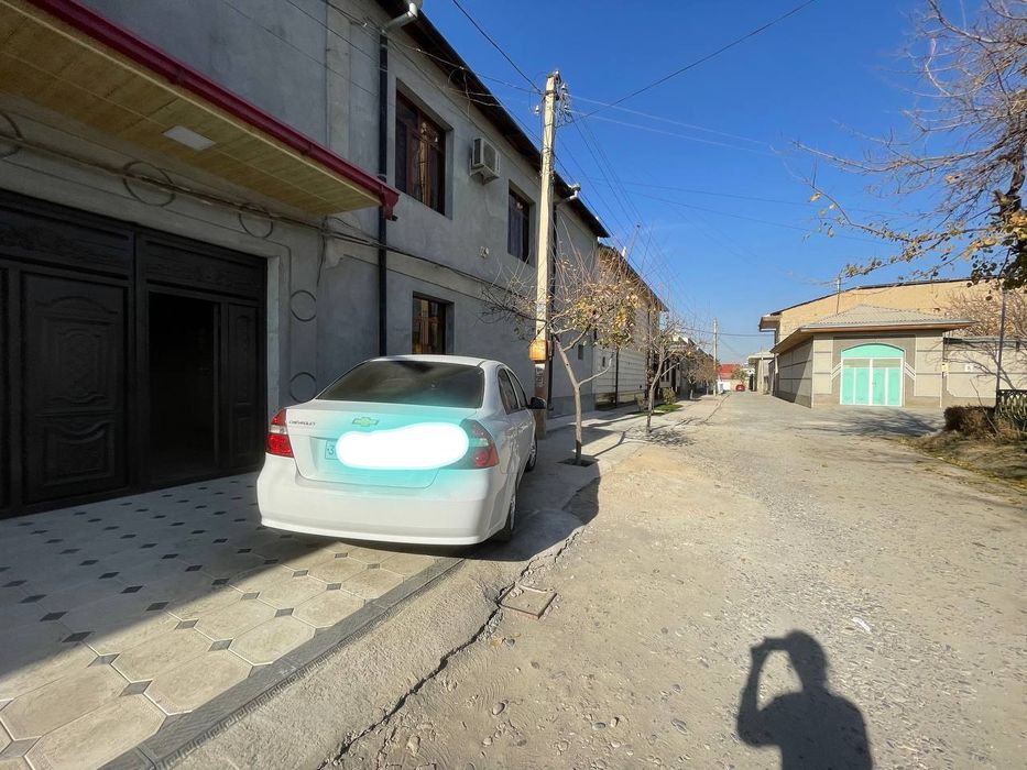 ховли сотилади шахар ичида