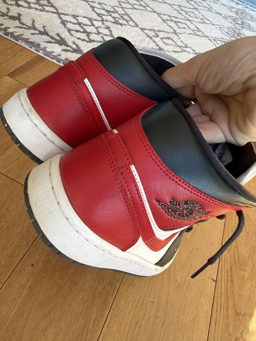 Air Jordan 1, Nike