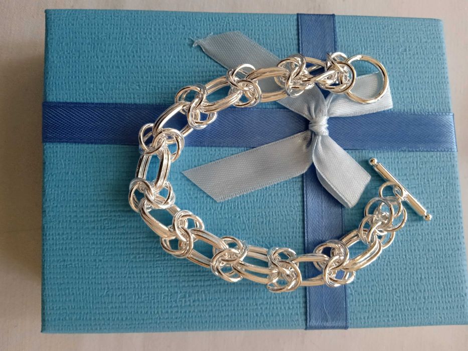 Нов,масивен сребърен мъжки ланец. Сребърна гривна за мъж. В кутия.