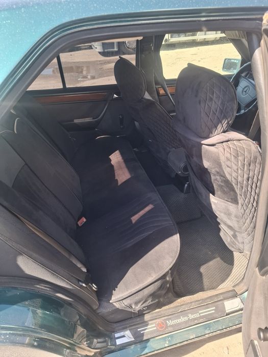 Продам Мерседес 124 М111