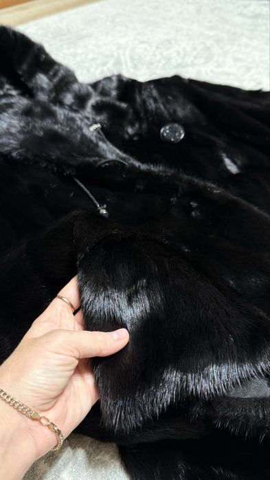 Норковая шуба, черный бриллиант