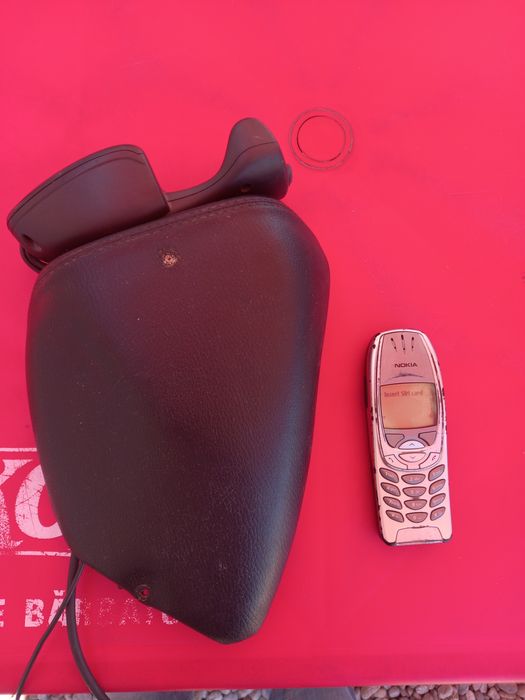 Vând Car Kit BMW cu telefonul Nokia 6310 pentru Pasionați Bmw e46