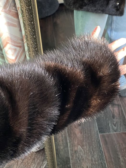 Продам шубу норковую