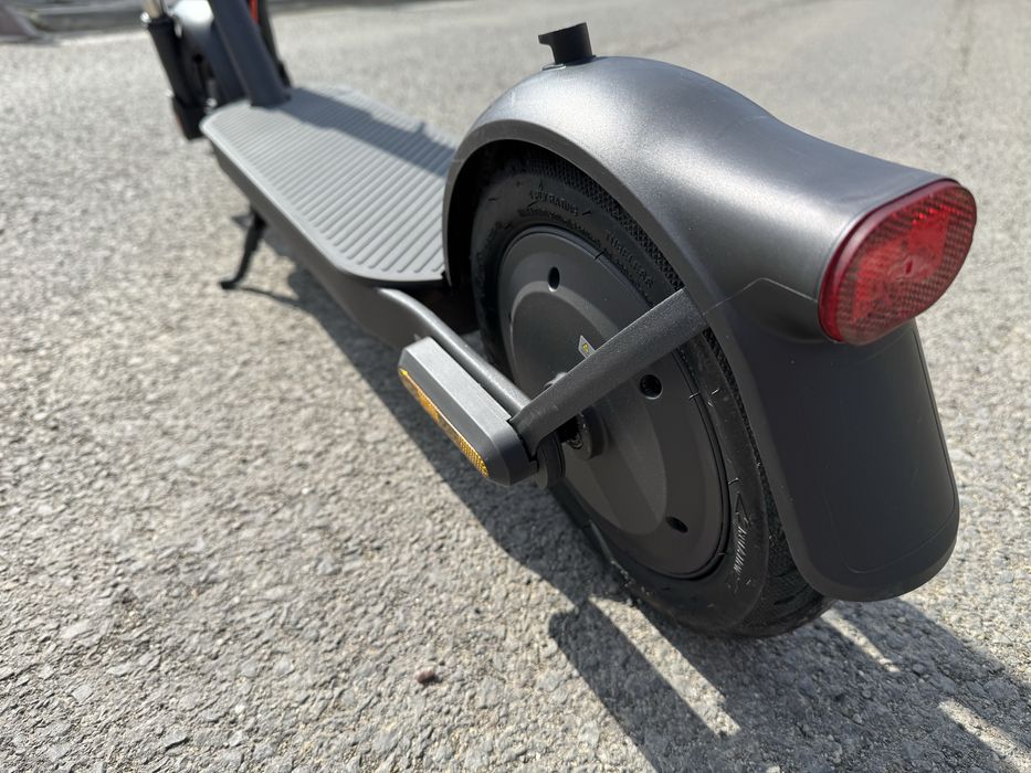 Trotineta electrica Xiaomi 5 Elite