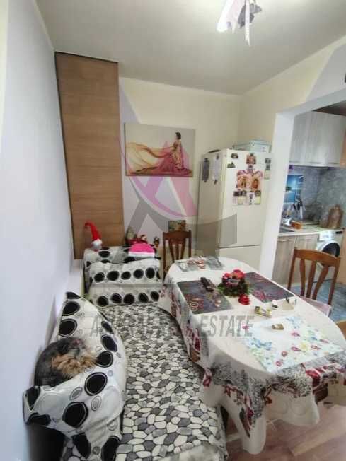 Приветлив и слънчев! Тристаен- Владиславово