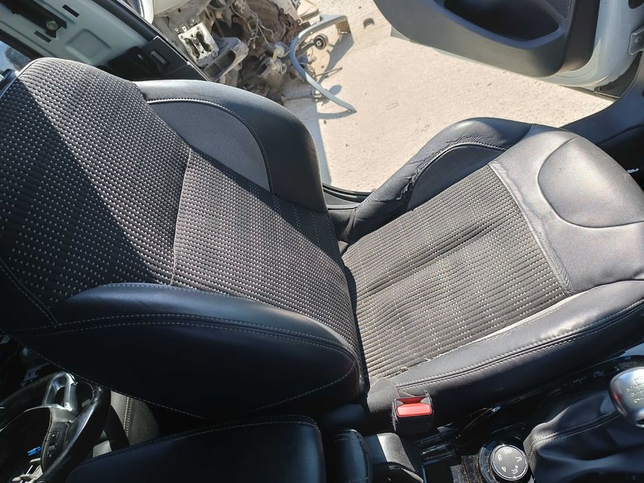 Пежо 2008 / Peugeot 2008 - 1,6 eHDI - на части