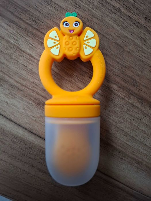 Силиконова залъгалка Frootimals за плодове- нова