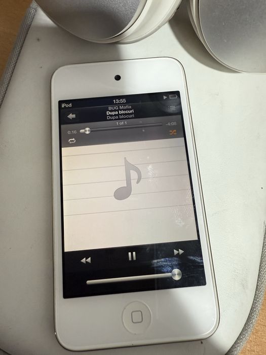 Ipod Touch 4 si Bose QC25 -old school