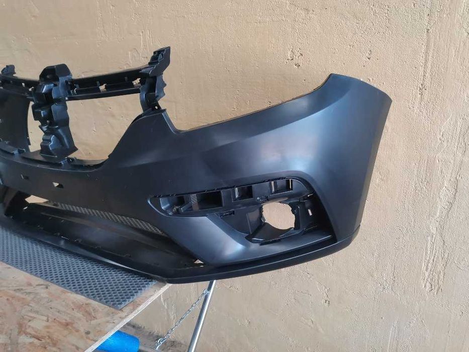 Бампер передний Renault Logan 2 с 2018 г