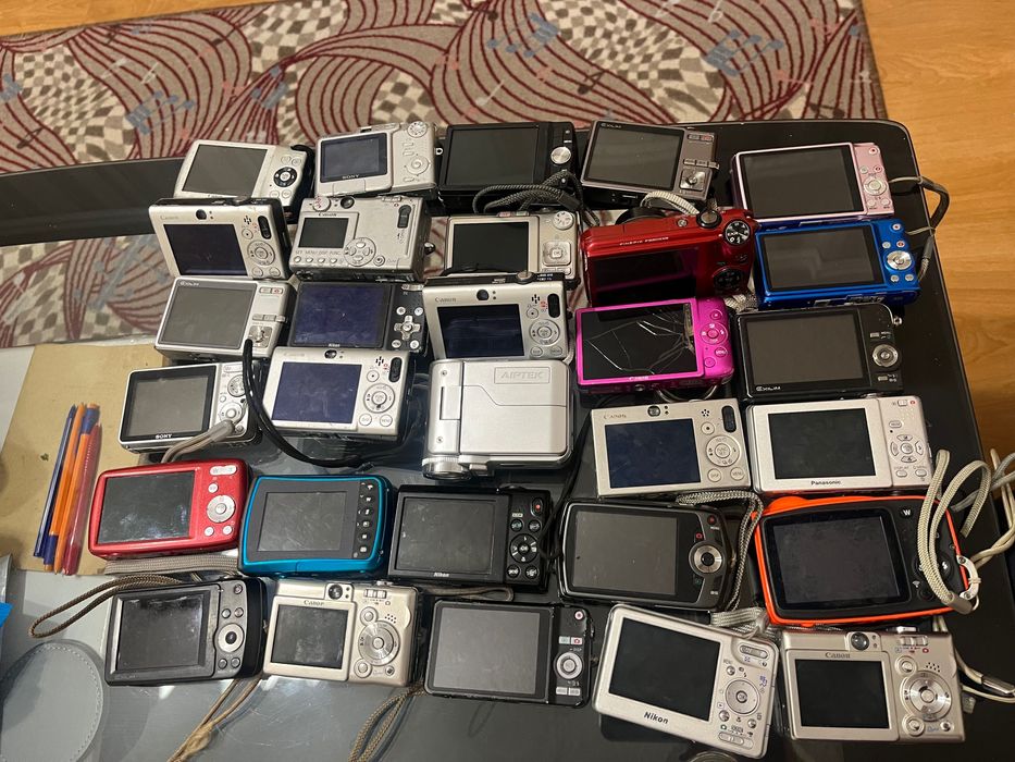 Sony, Canon, Lumix, Panasonic, Nikon, Rollei, Fujifilm