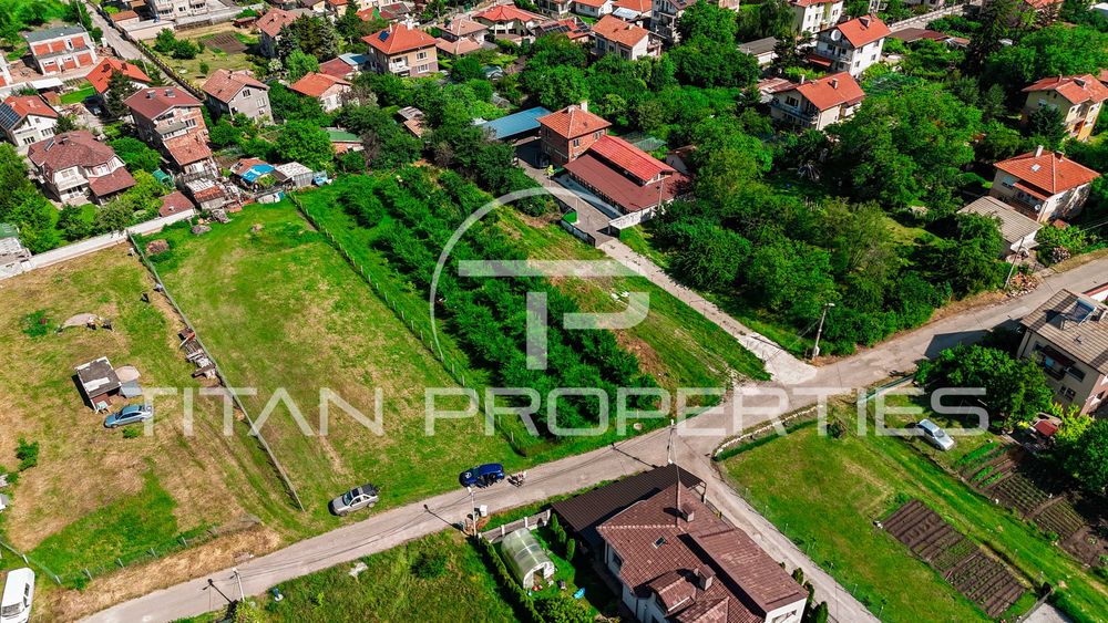 Парцел за продажба в с.Волуяк