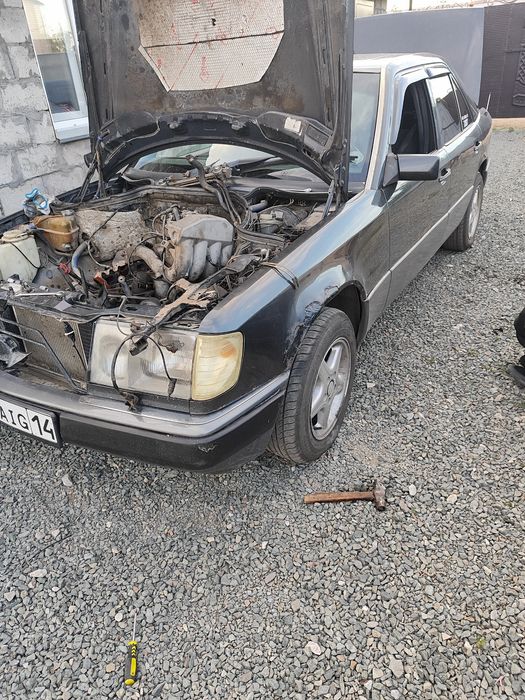 Мерседес 124 по запчастям