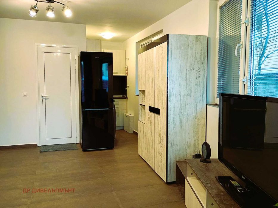 Дава се под наем Едностаен апартамент в София, Витоша - 41 кв.м за 472.77 € - Снимка #7