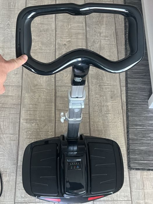 Robstep electric cu ghidon + încărcător și telecomandă