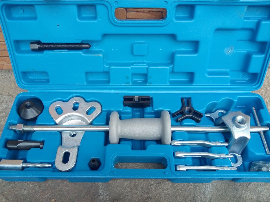 Обратен чук комплект със скоби 17 части