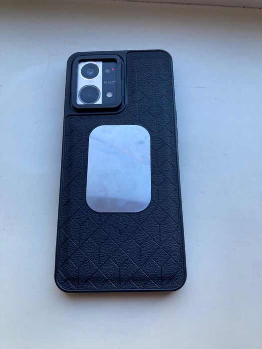 Продам Oppo Reno 7 (8/128 ГБ)