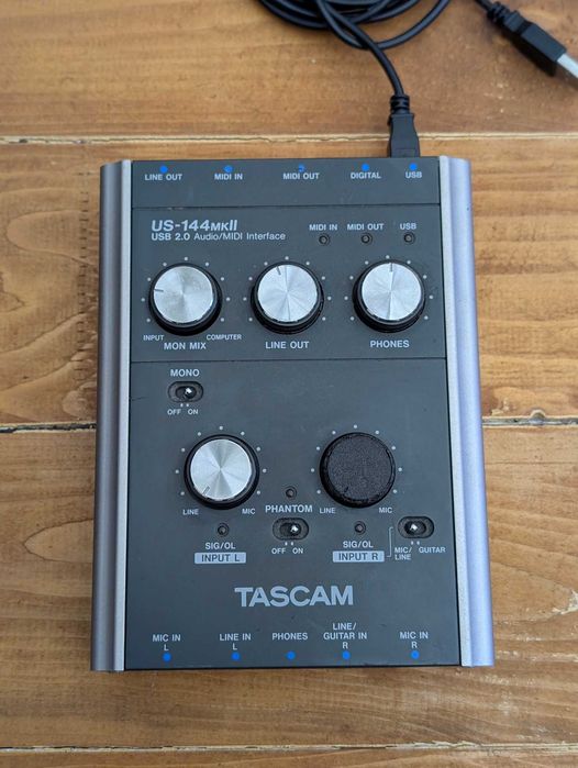 Vand US-144MK2, 200 RONi