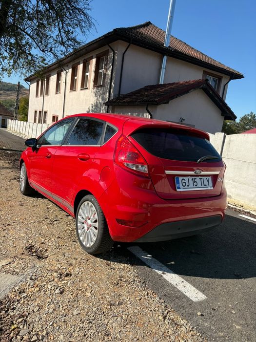 FORD Fiesta 2010 — imagine 3