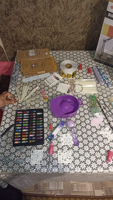 Продается маникюрный набор