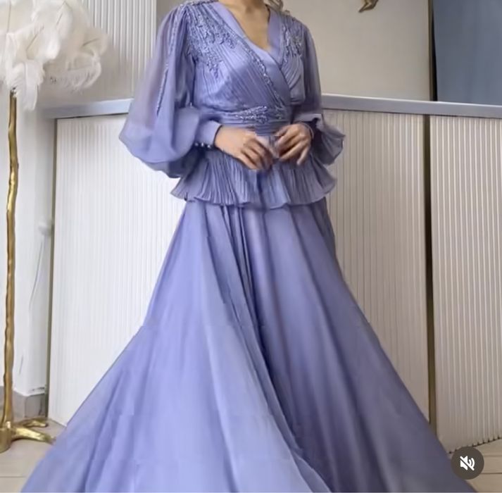 НОВОЕ вечернее платье 48р