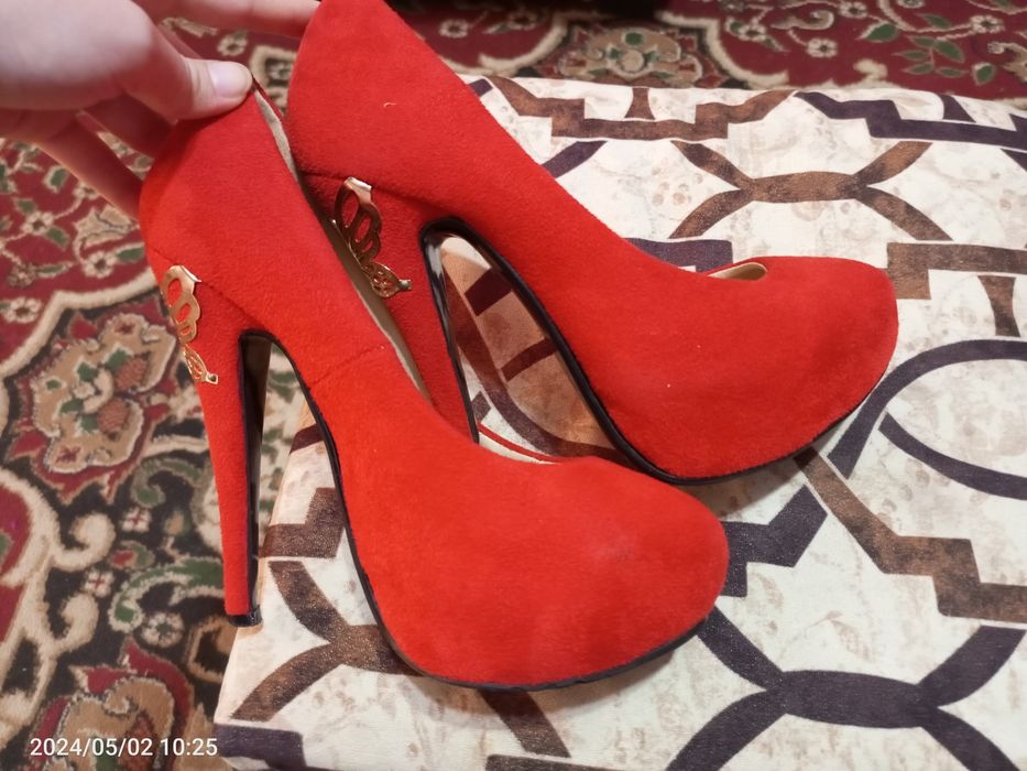 Туфли на высокой платформе