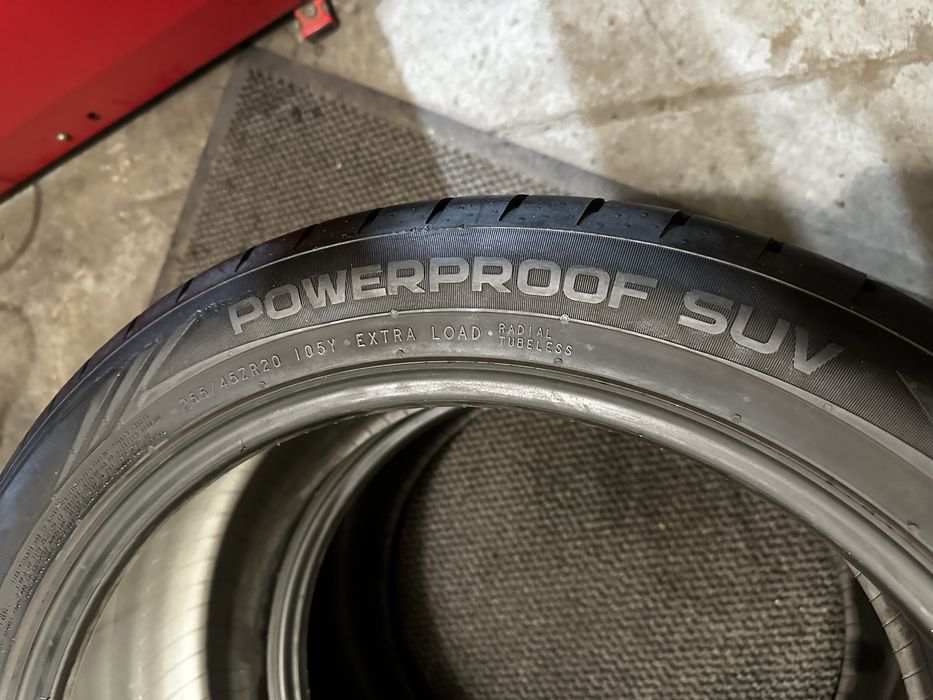 255/45 ZR20 105Y XL - Nokian PowerProof Suv Oferta