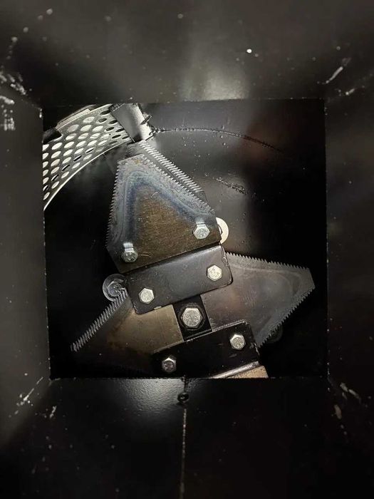 Tocator paie lucerna coceni strujean porumb 2,5 kW, 220 V