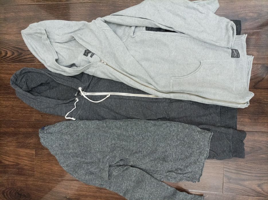 Худи Бренд НМ хб внутреннем мехом качественная разм 48-50 xl отличном