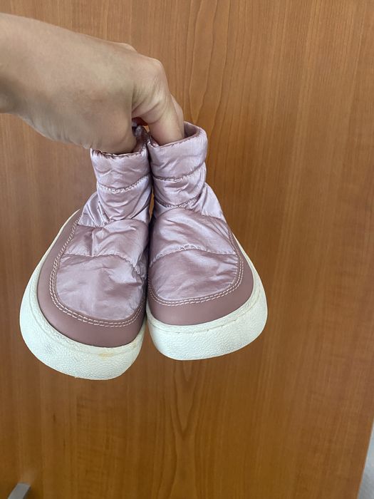 Ghetute fetite Zara