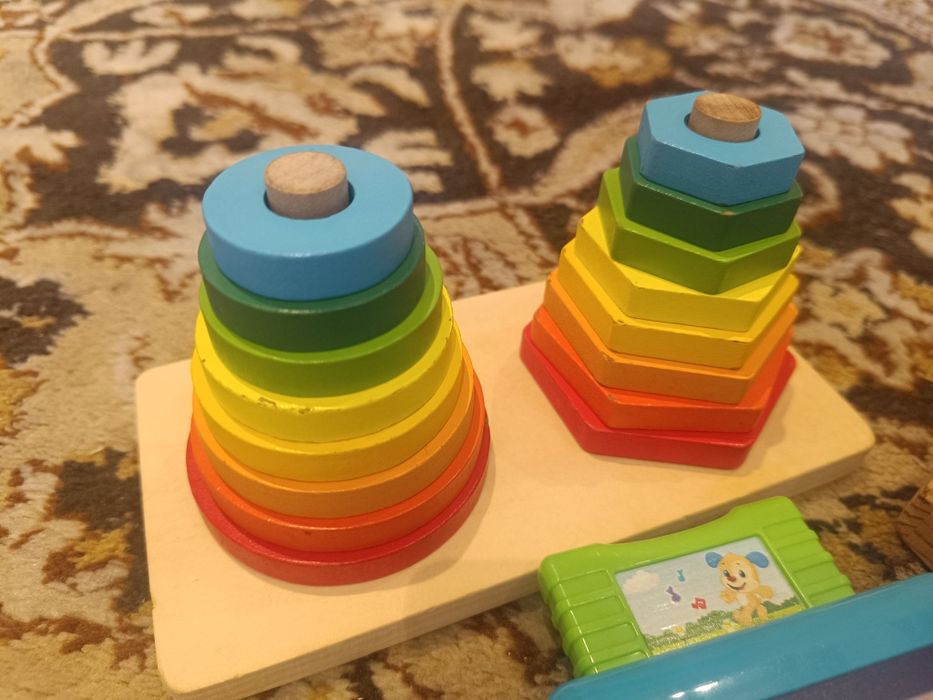 Лот играчки за дете на 2 годинки