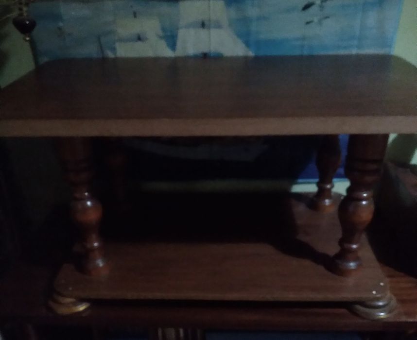 Продам журнальный стол