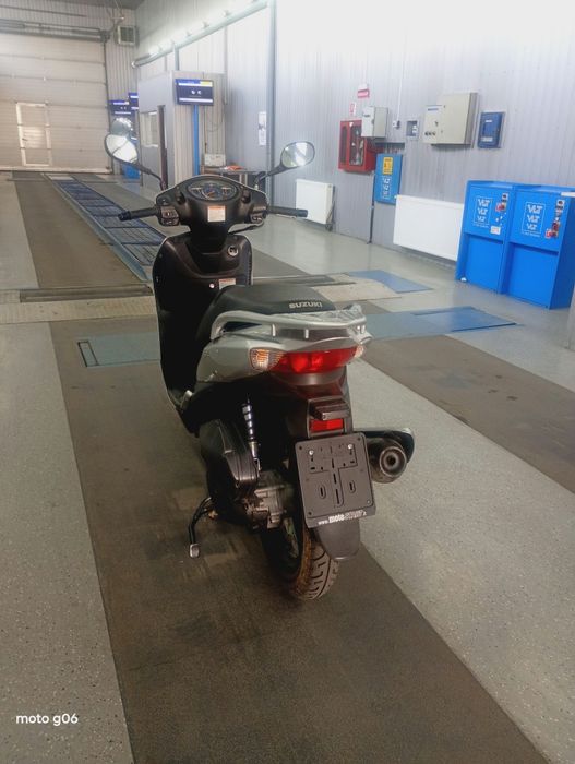 Vând Scuter Suzuki Sixteen 150cc
