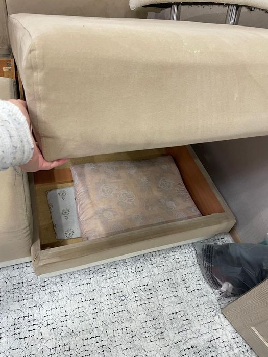 Диван угловой для гостиной