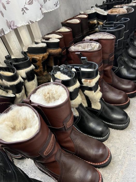 Кожанный Унты с Монголий все размеры есть