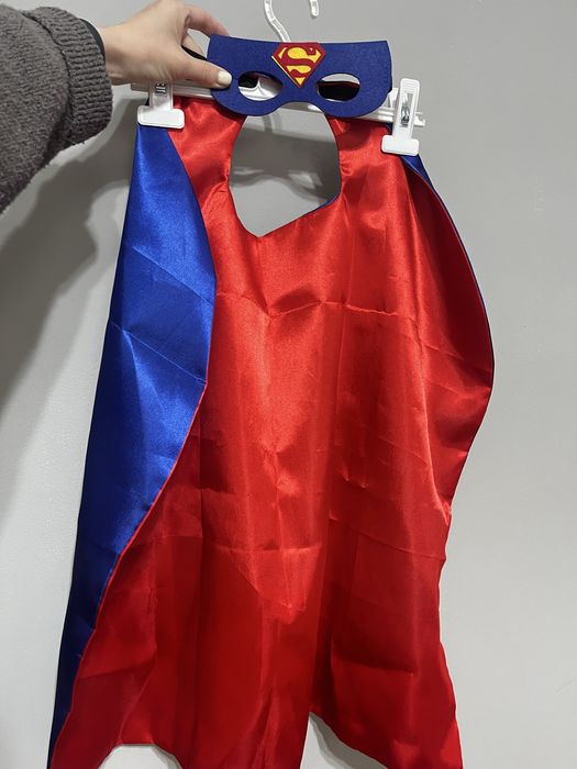 Продам костюмы для утренника