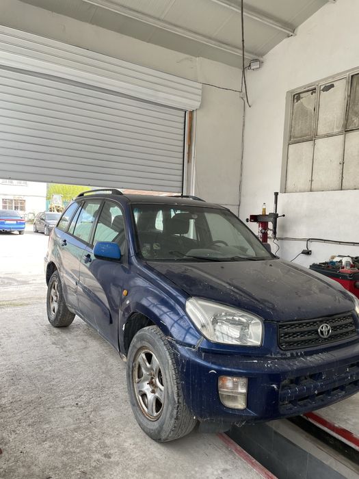 Toyota rav4 2.0vvti цяла
