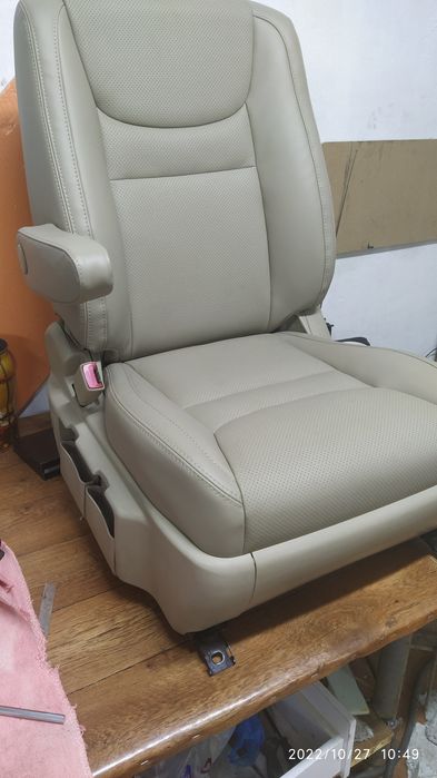 Авточехлы на заказ.  Перетяжка сидений. Индивидуальный пошив.