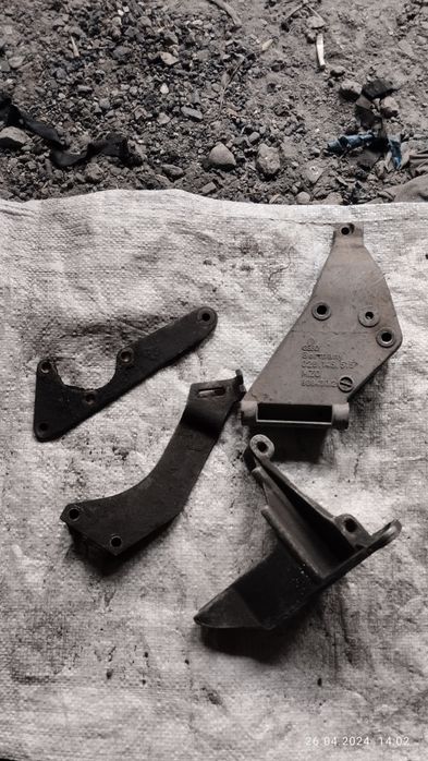 крепление Гура на пасат б3 продам