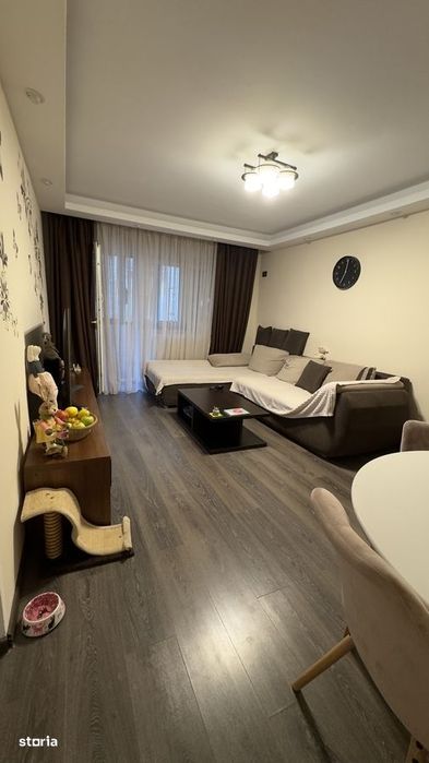 Apartament 4 camere - Metrou Costin Georgian - Centrala Propie