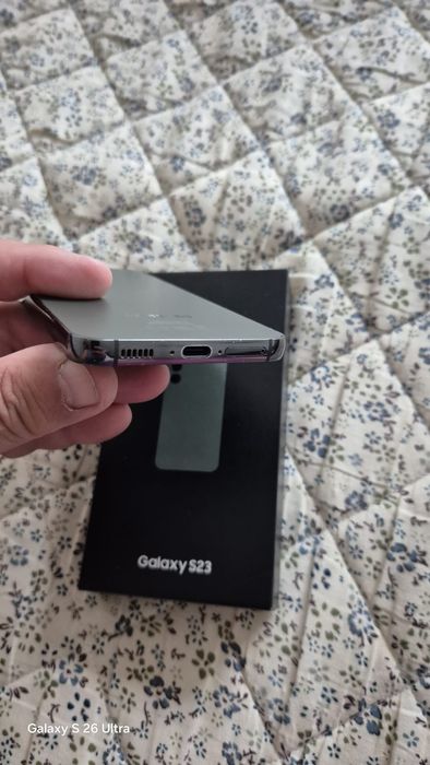 Samsung S23 256 GB Green Отличен