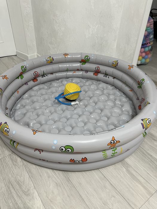 продам бассейн для детей