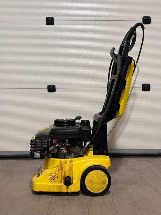 Продавам водоструйка Kärcher K3300 GS - бензинова