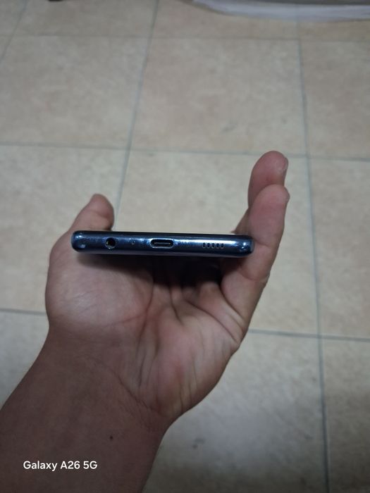 Samsung galaxy M 32 holati ideal