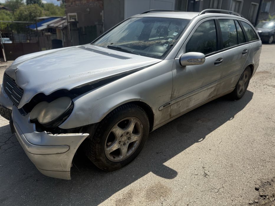 Мерцедес Ц-класа 220цди 143кс на части/Mercedes C-class 2,2cdi 143ks na chasti